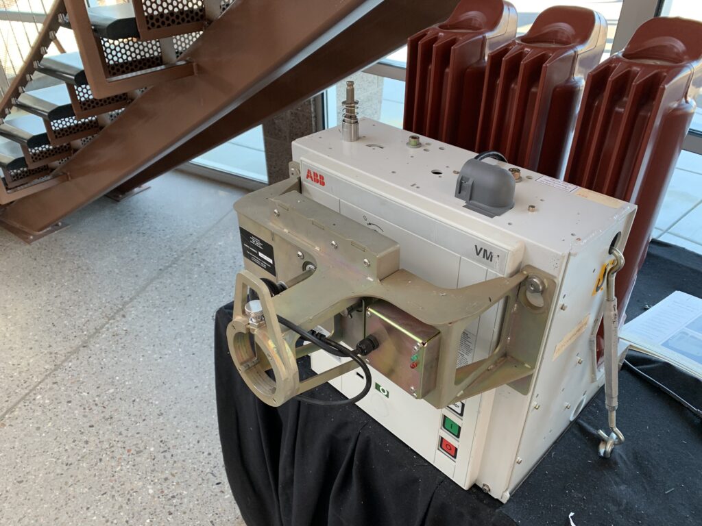 ABB 5-15KV AMVAC ROC actual photo - Safe-T-Rack